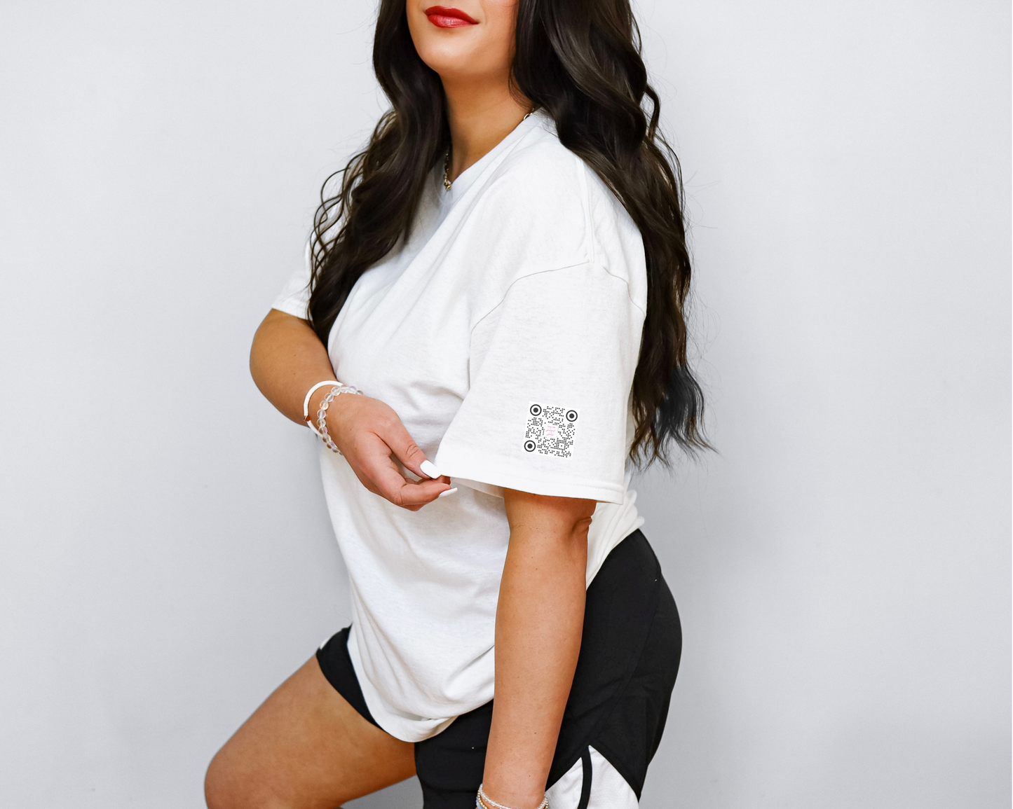 Vows & Vino Tee – Bachelorette Party Shirt with QR Code Game, Oversized Trend